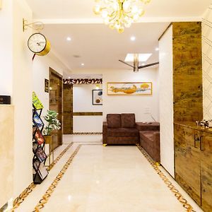 Hotel Larmont Luxury